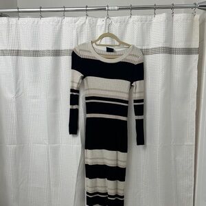 Just...Taylor Black and White Long Sleeve Dress